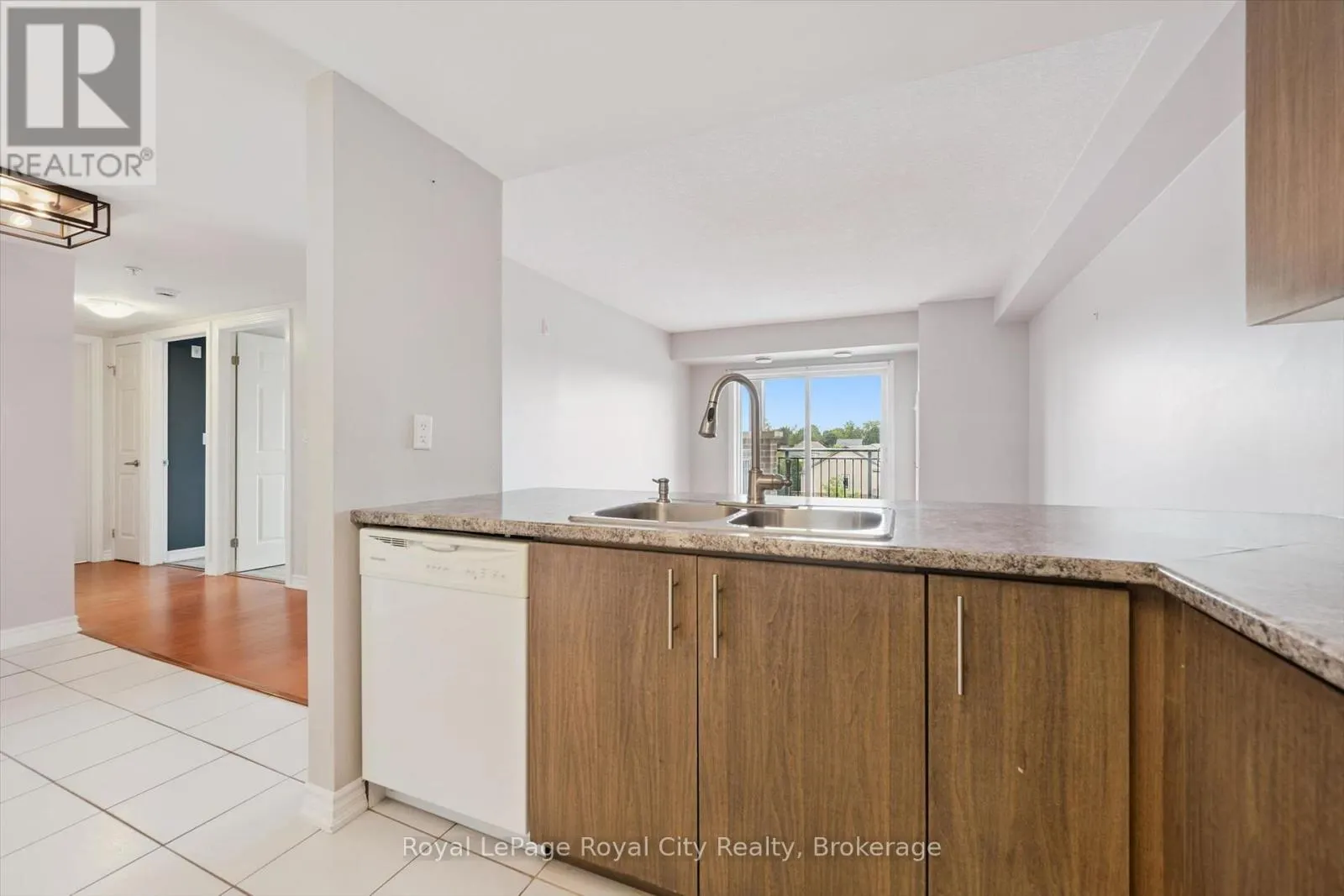408 - 103 WESTMINSTER CRESCENT #408