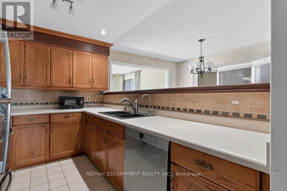 29 - 141 WELLAND VALE ROAD