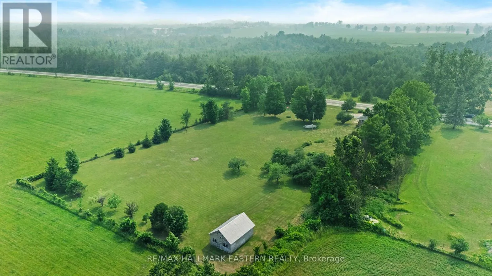 921 ROBINSON ROAD