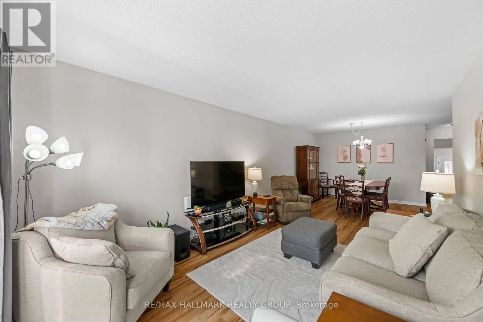 9 FIRESIDE CRESCENT