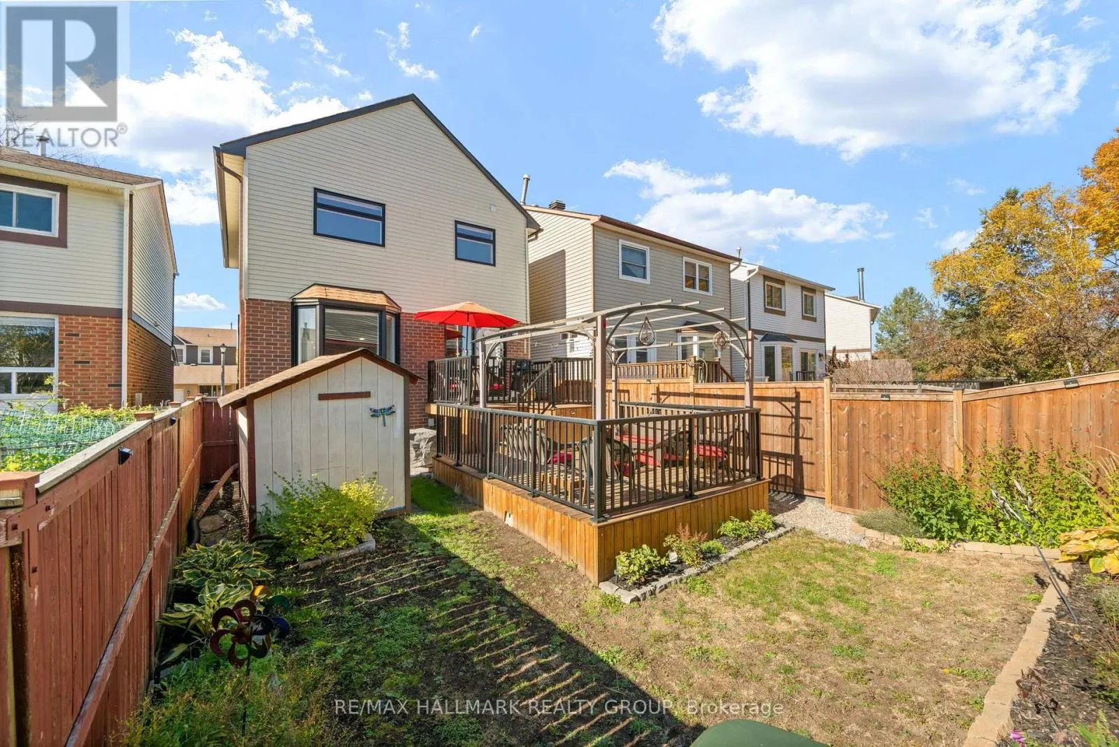 9 FIRESIDE CRESCENT