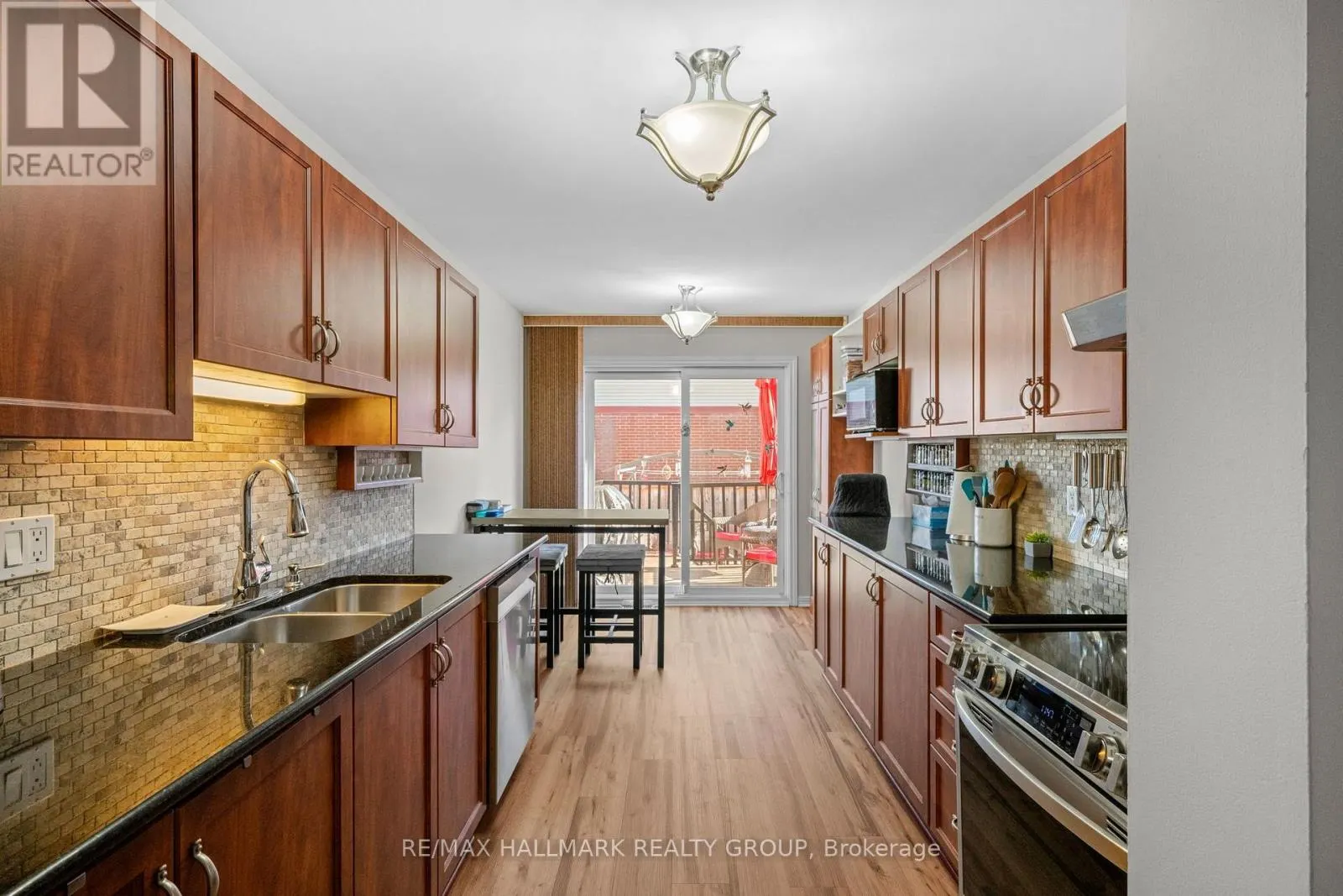9 FIRESIDE CRESCENT