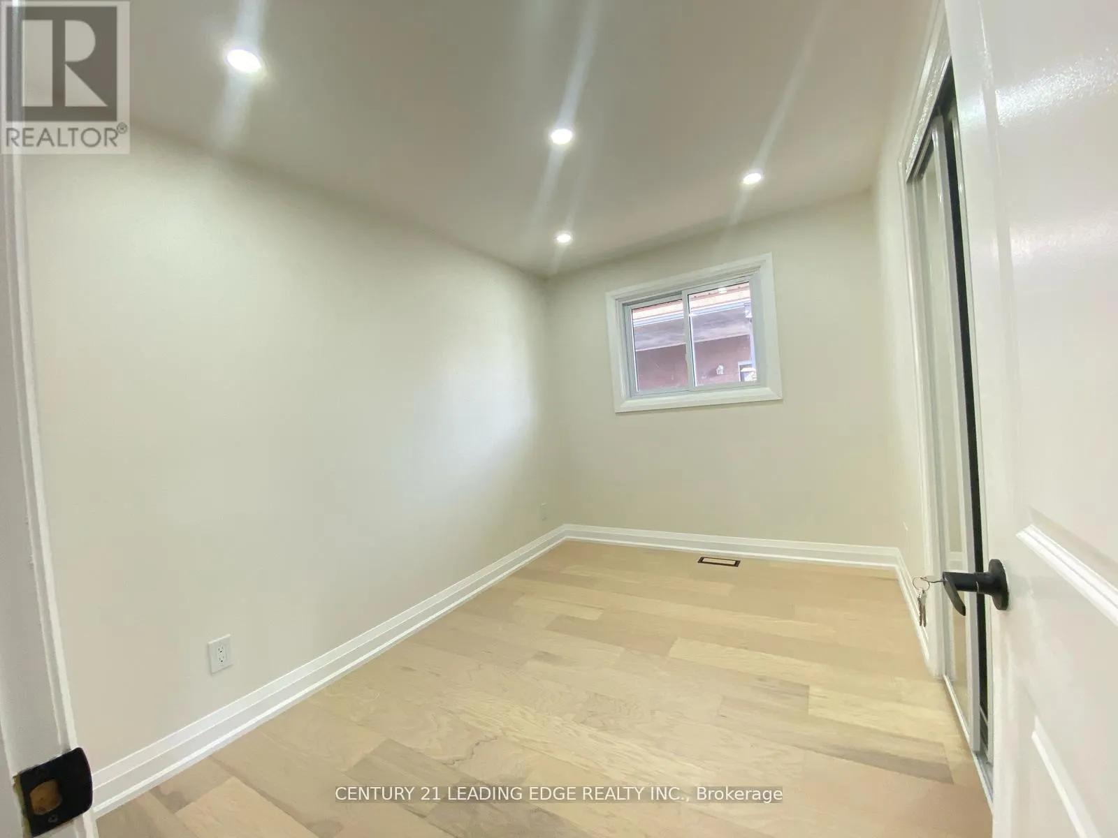 UPPER - 66 BEECH AVENUE