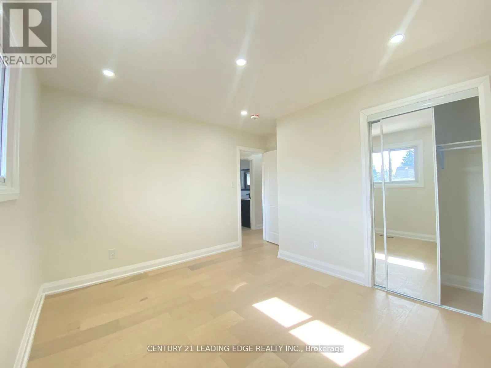 UPPER - 66 BEECH AVENUE