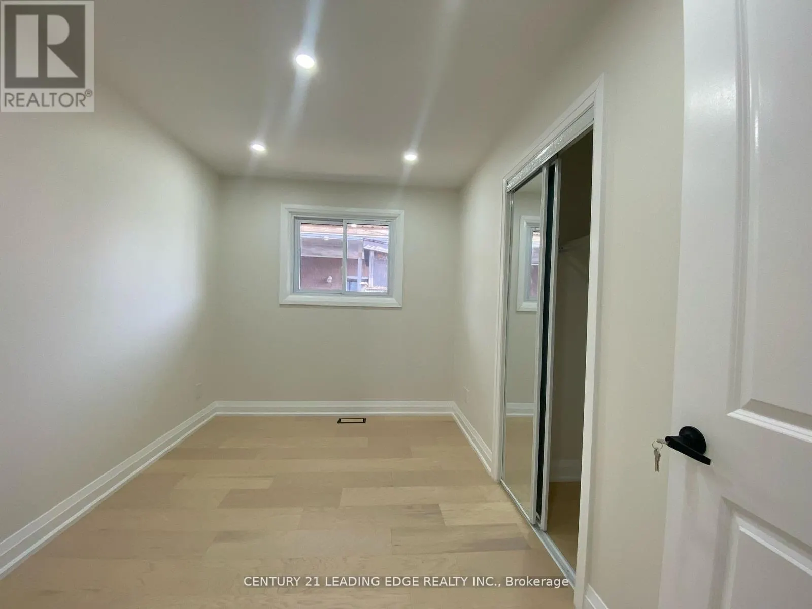 UPPER - 66 BEECH AVENUE