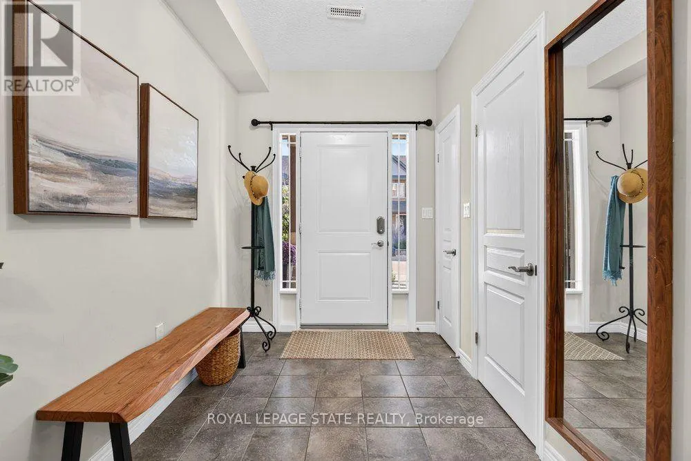 9 BLOOM CRESCENT