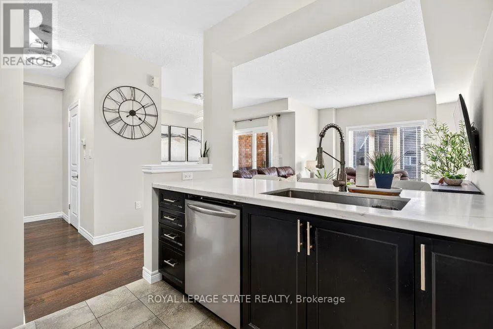 9 BLOOM CRESCENT