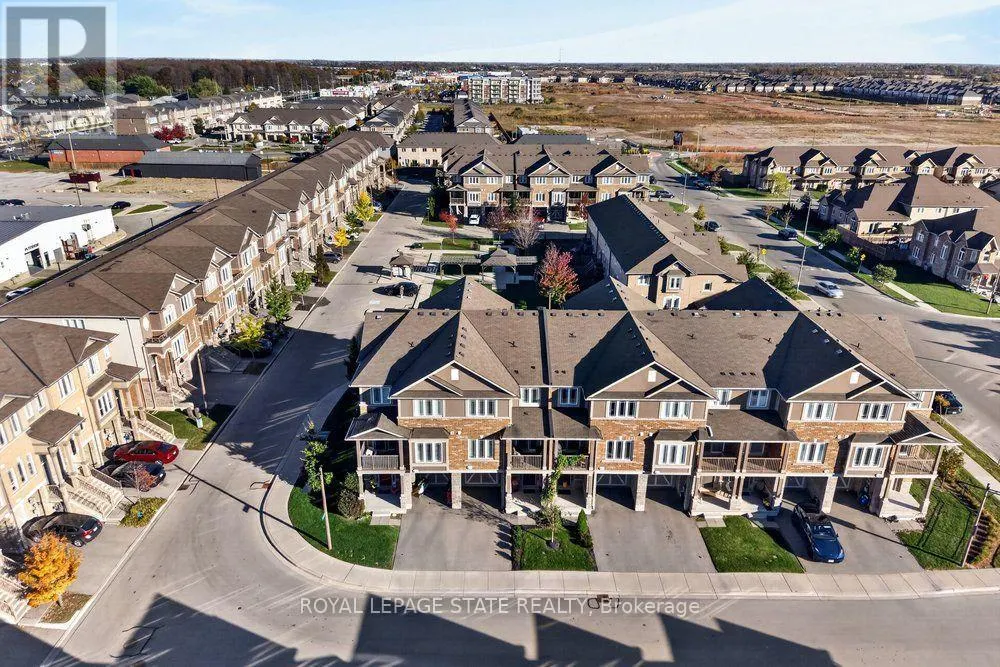 9 BLOOM CRESCENT