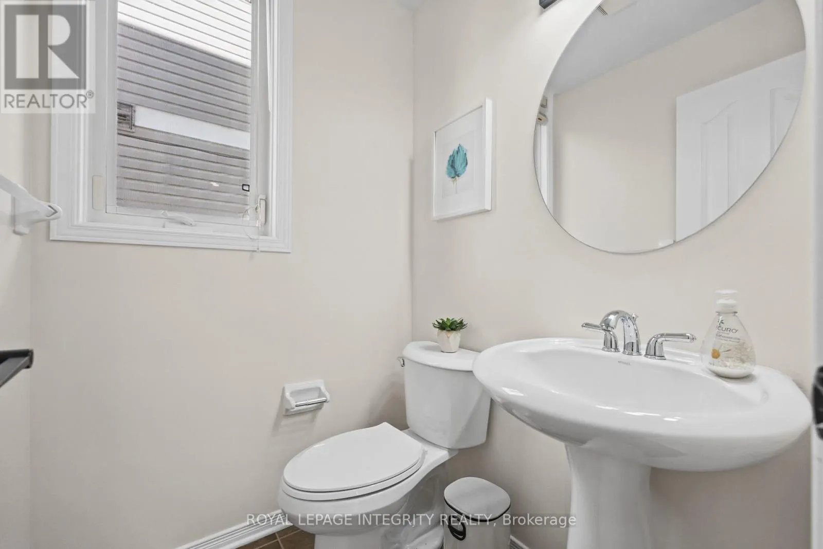 104 WHITESTONE DRIVE