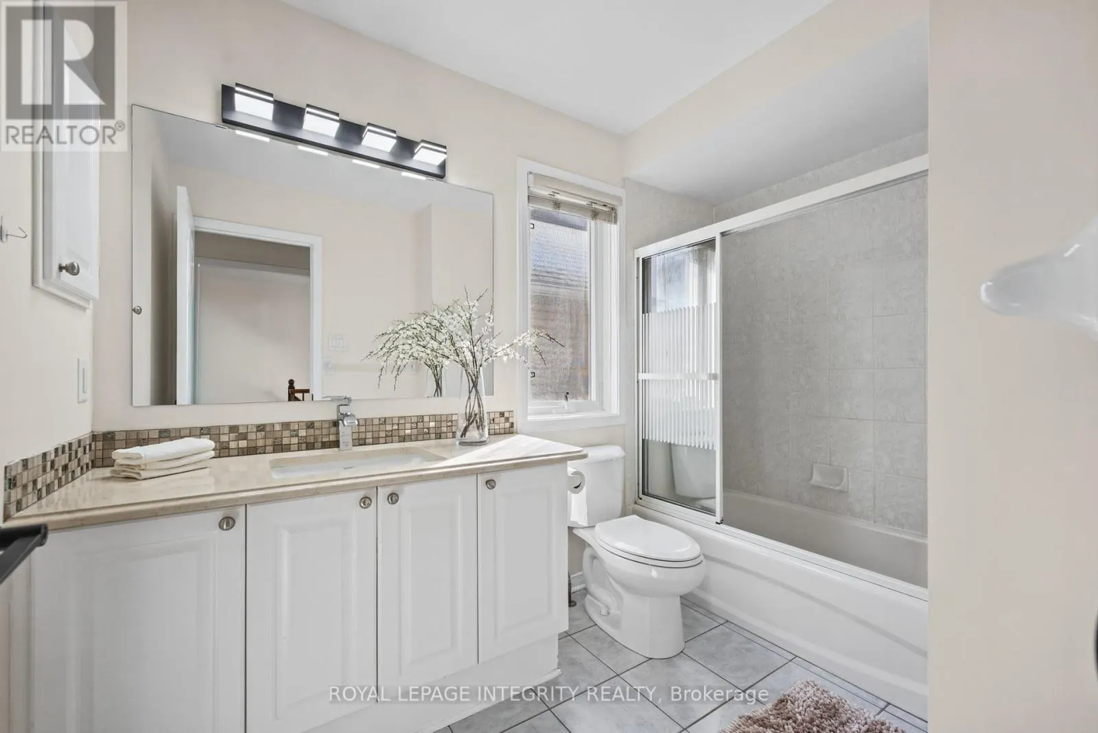 104 WHITESTONE DRIVE