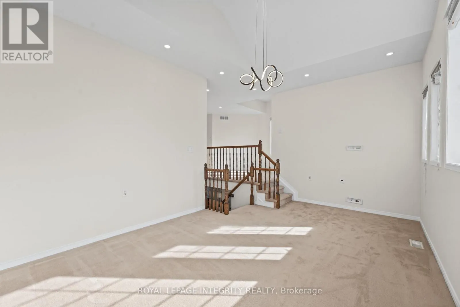 104 WHITESTONE DRIVE