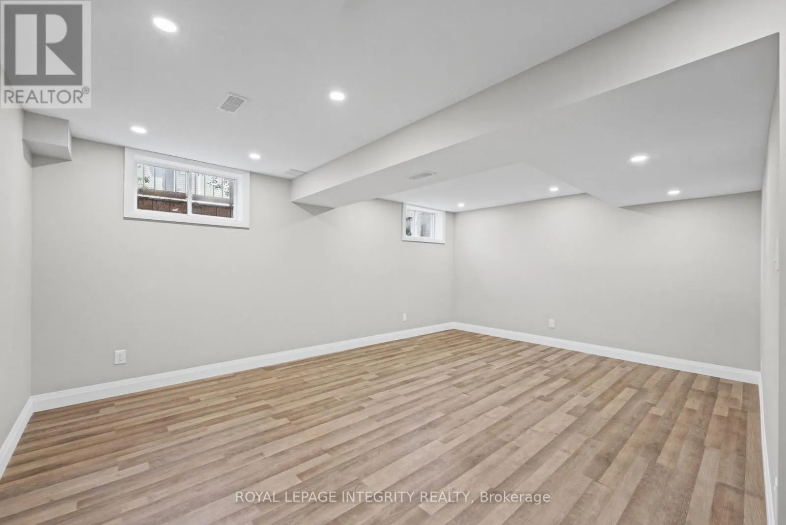 104 WHITESTONE DRIVE