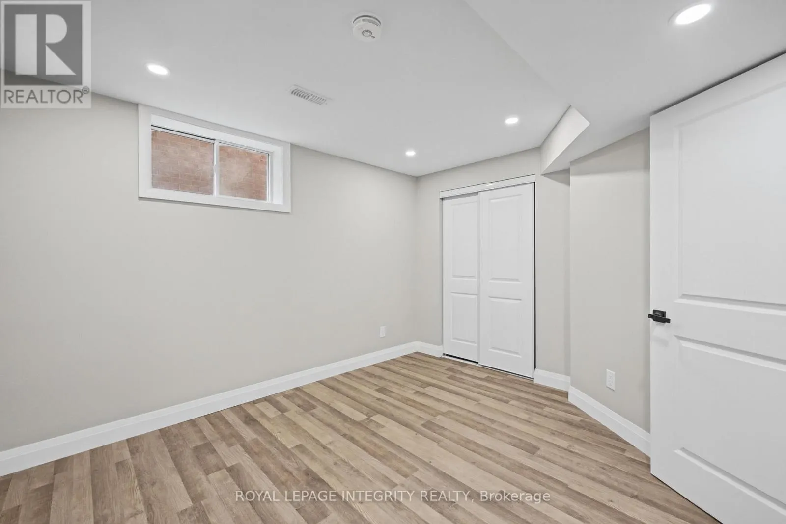 104 WHITESTONE DRIVE
