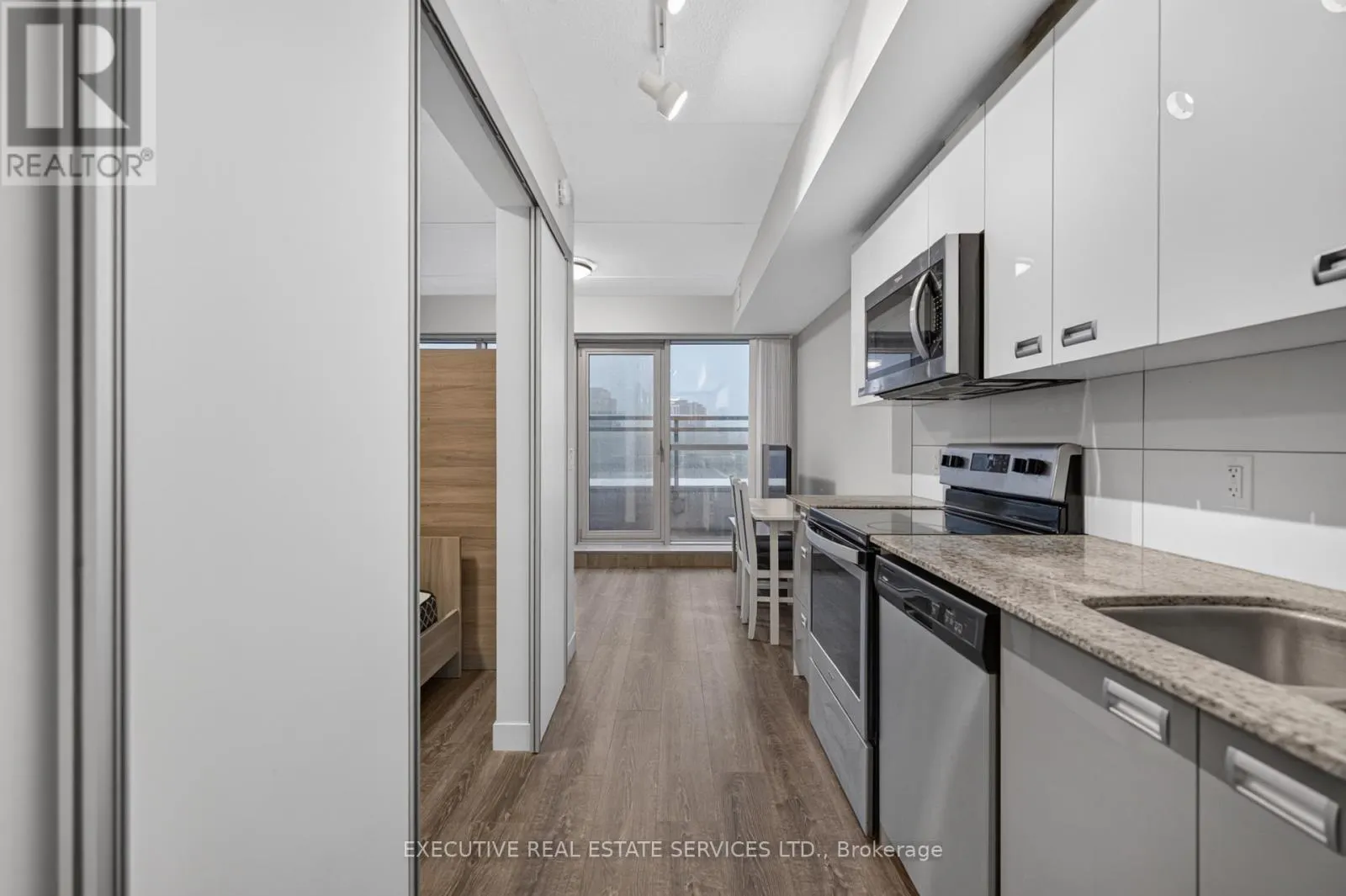 509 - 257 HEMLOCK STREET