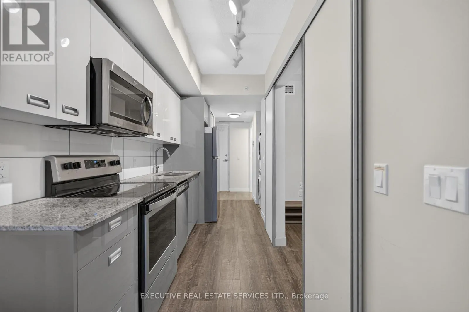 509 - 257 HEMLOCK STREET