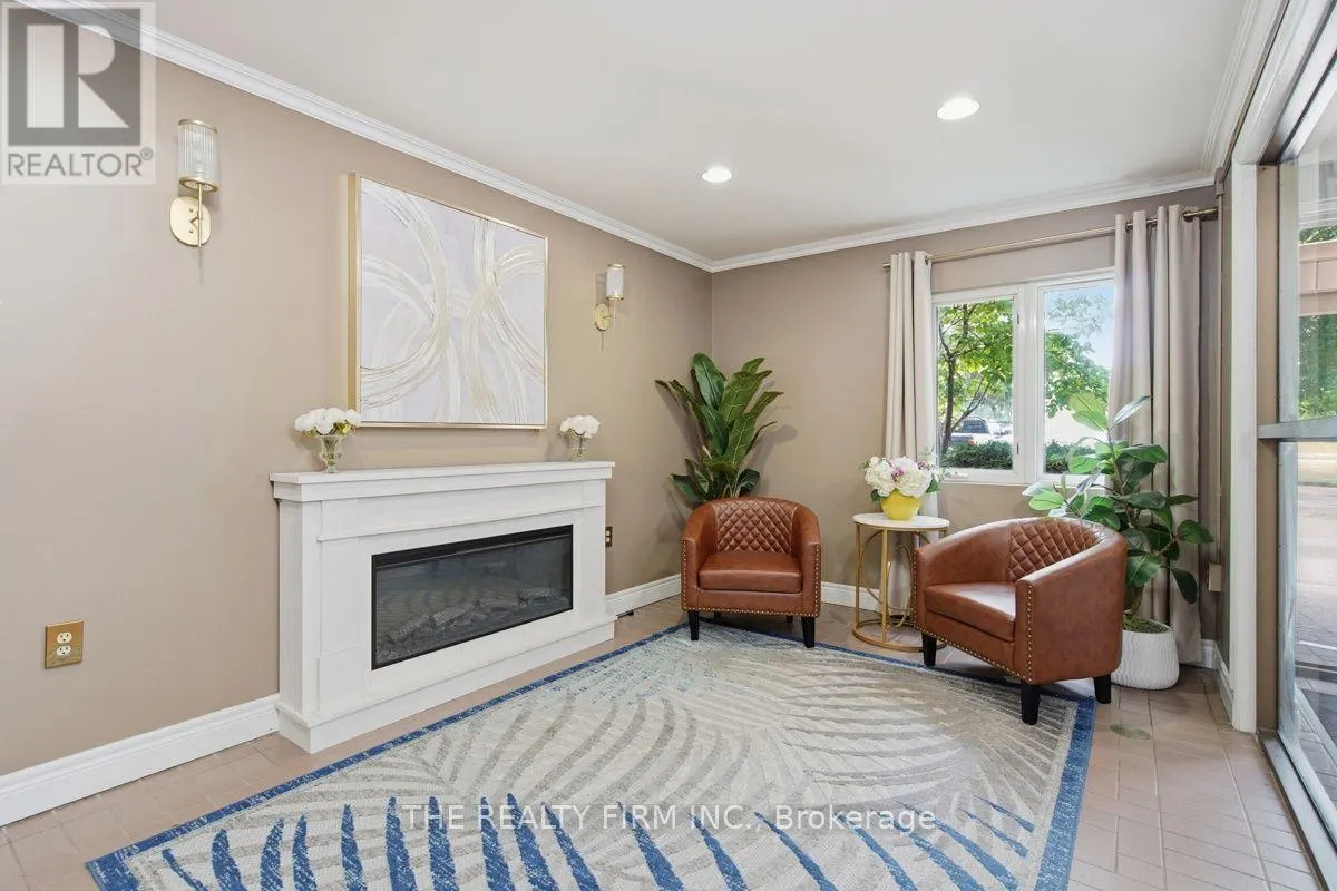 1206 - 858 COMMISSIONERS ROAD E #1206