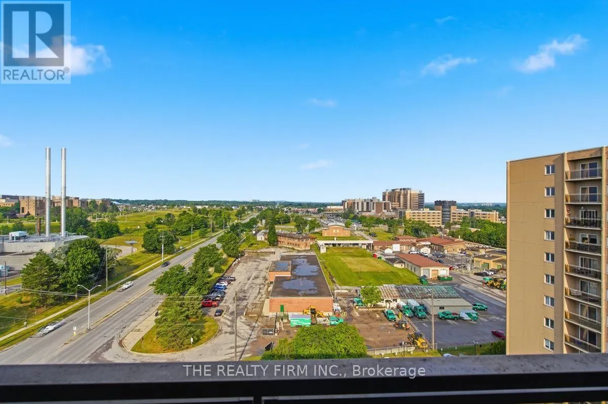 1206 - 858 COMMISSIONERS ROAD E #1206