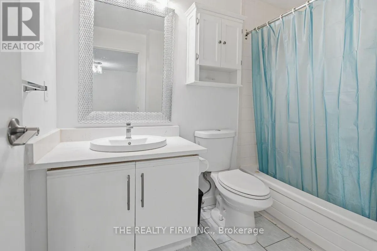 1206 - 858 COMMISSIONERS ROAD E #1206