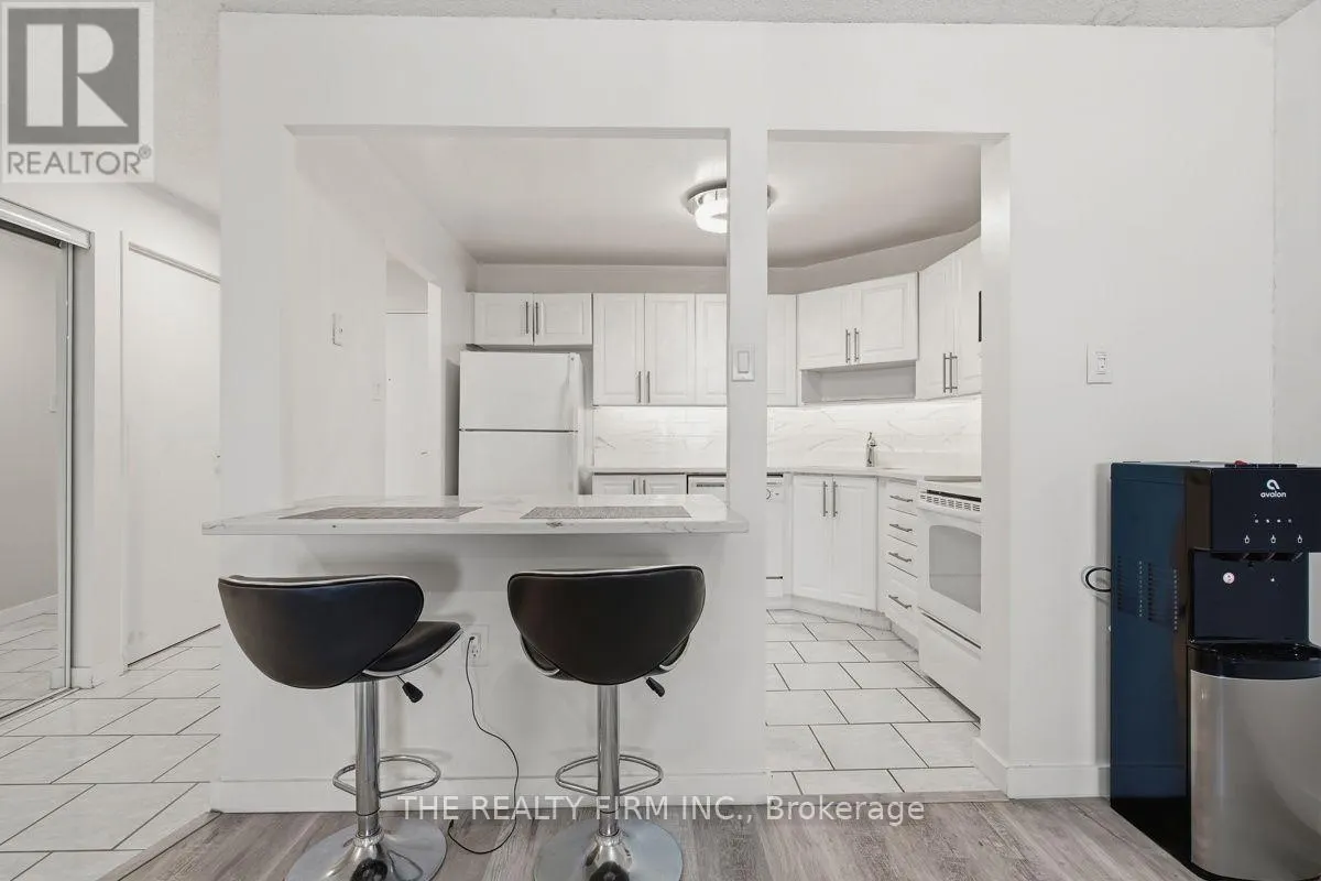 1206 - 858 COMMISSIONERS ROAD E #1206