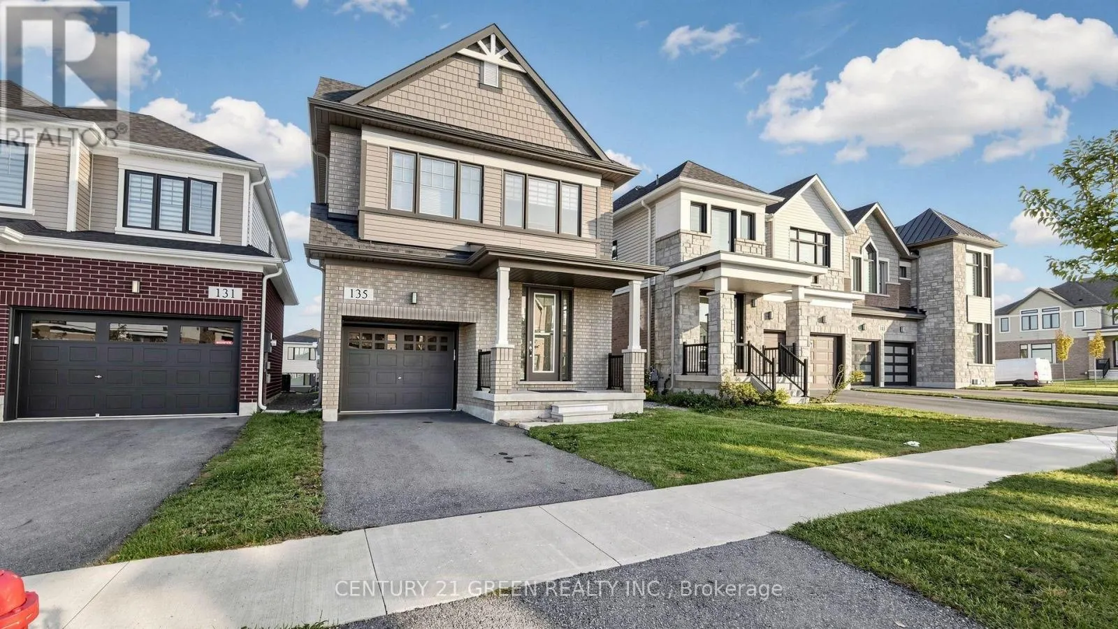 135 FAIREY CRESCENT