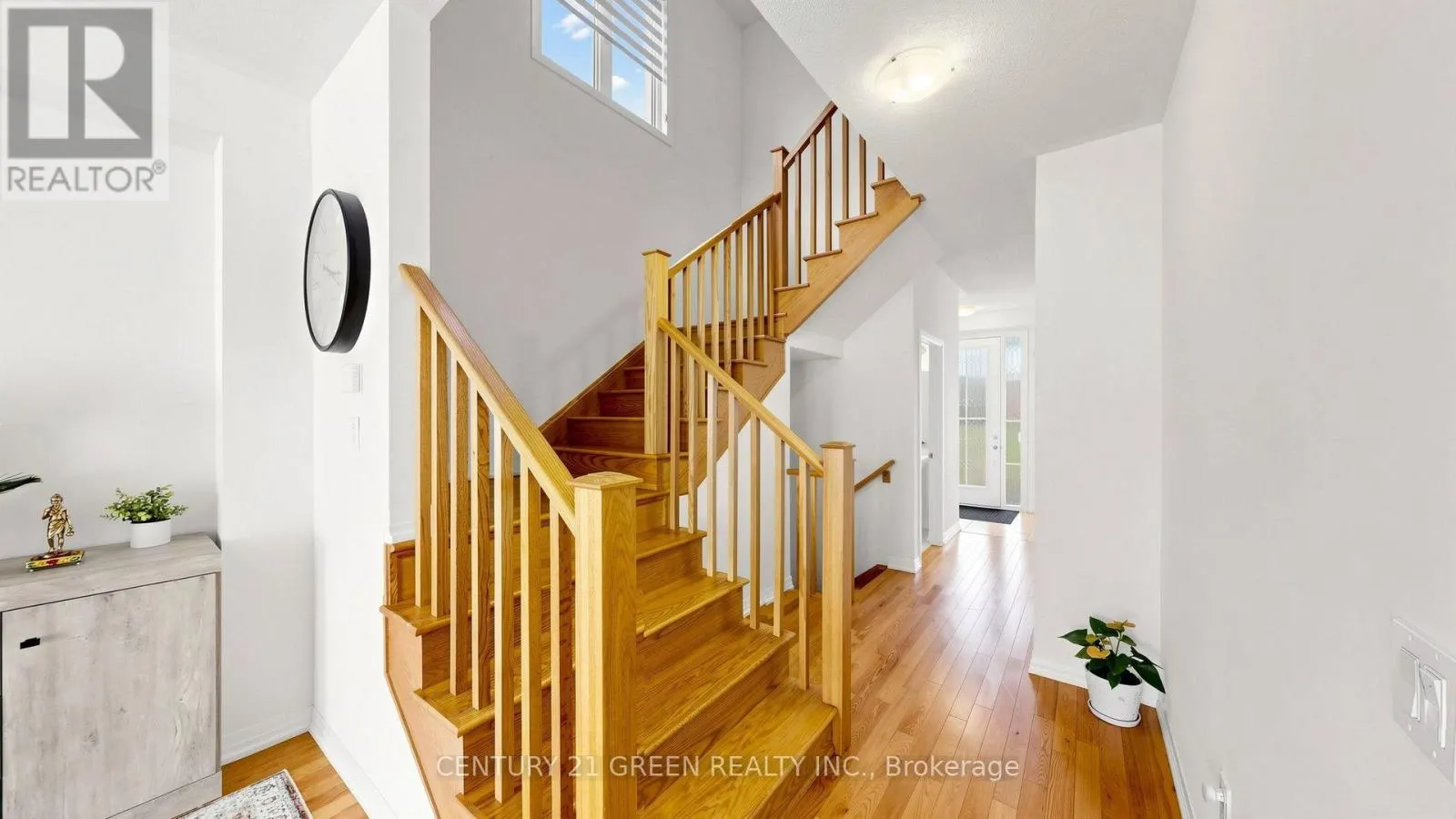 135 FAIREY CRESCENT