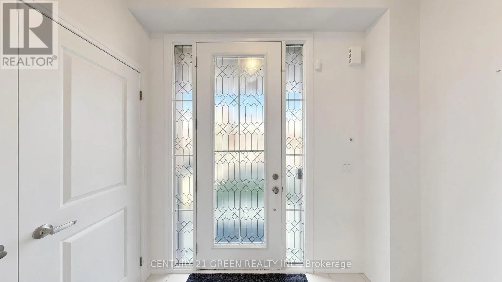 135 FAIREY CRESCENT
