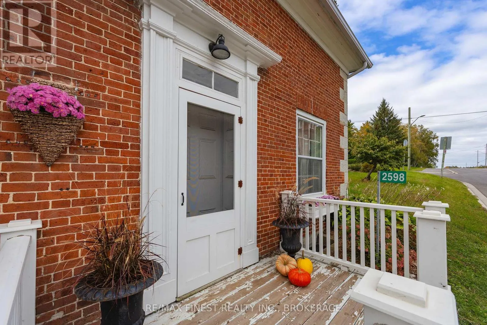 2598 COUNTY 4 ROAD