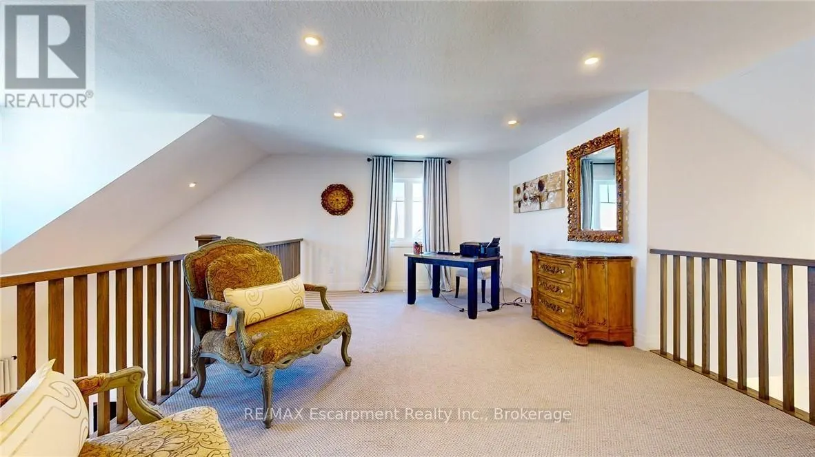111 CLIPPERS LANE