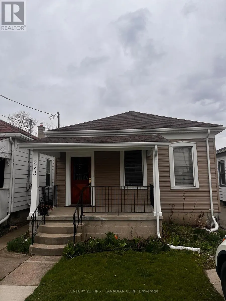 223 WATERLOO STREET