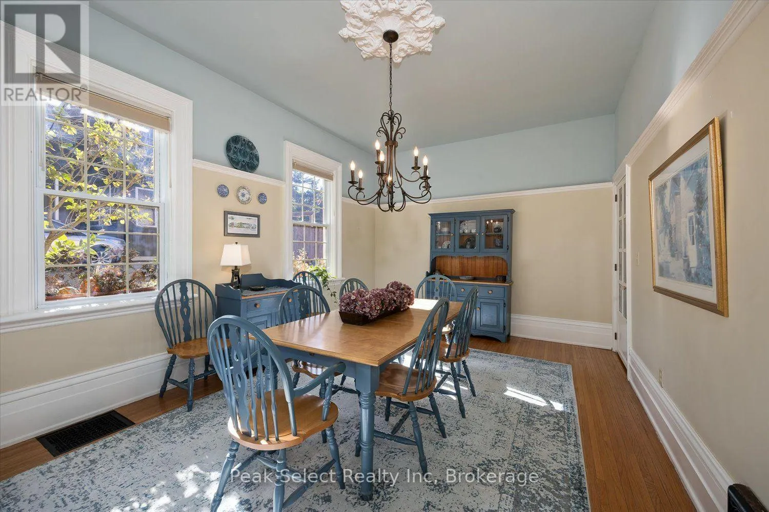 164 CHURCH STREET N