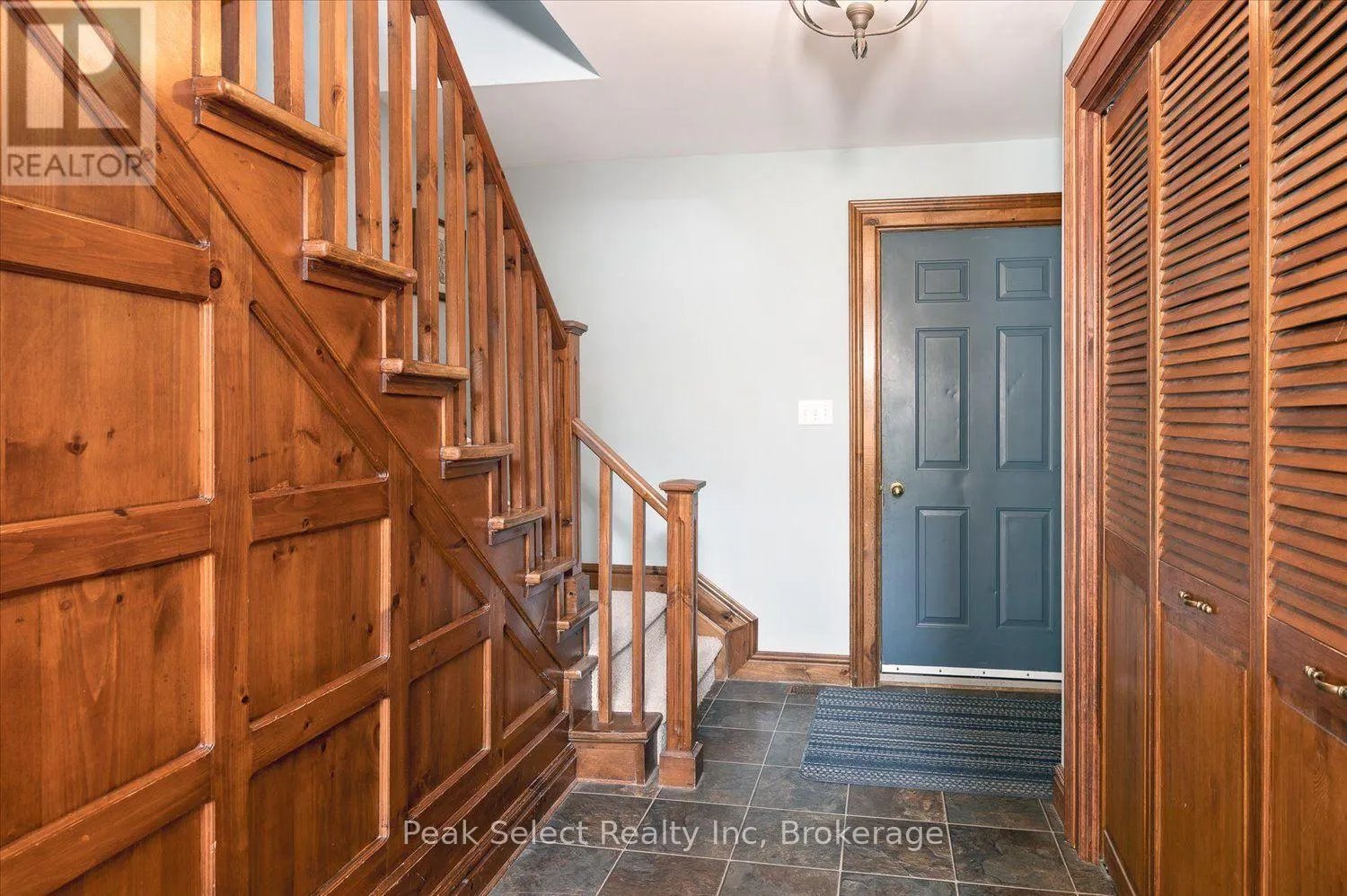 164 CHURCH STREET N