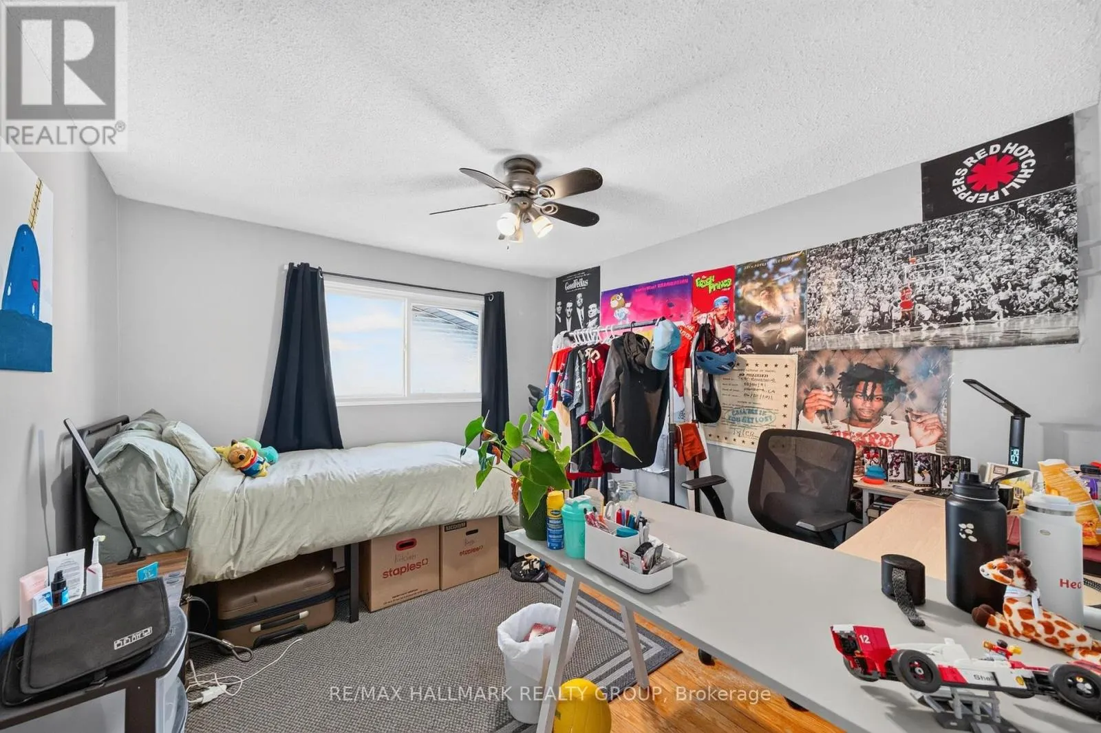 969 EIFFEL AVENUE