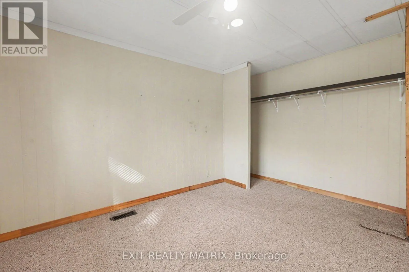 8891 LYNNWOOD PARK PRIVATE