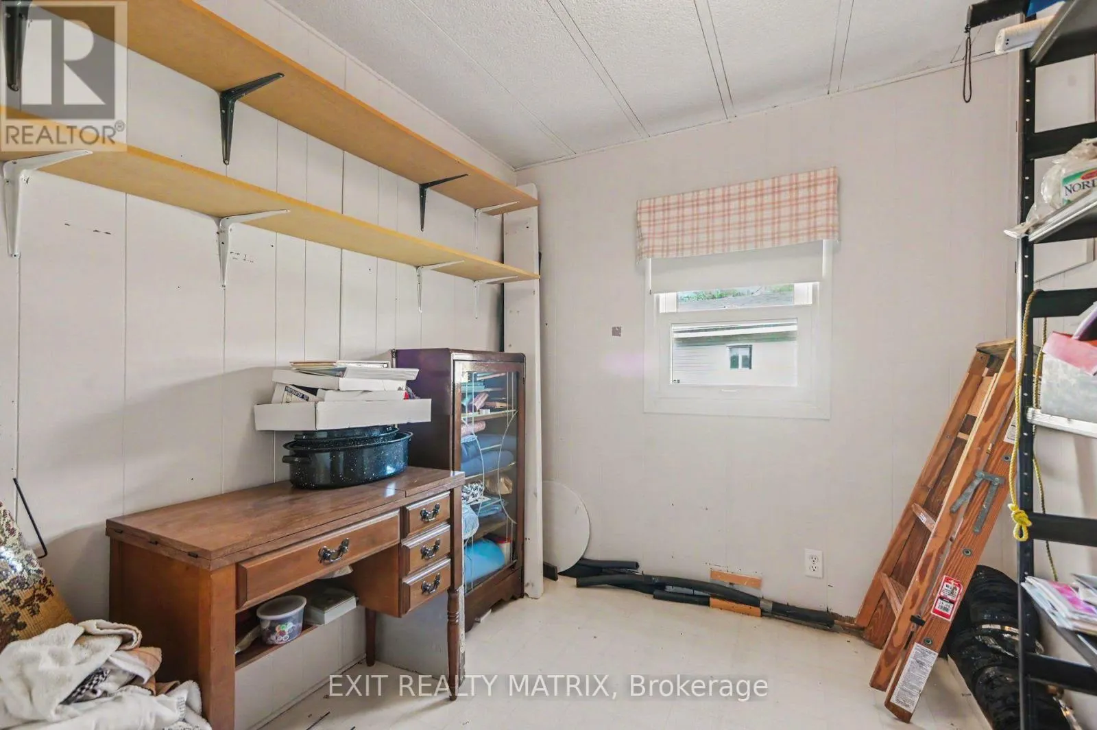 8891 LYNNWOOD PARK PRIVATE