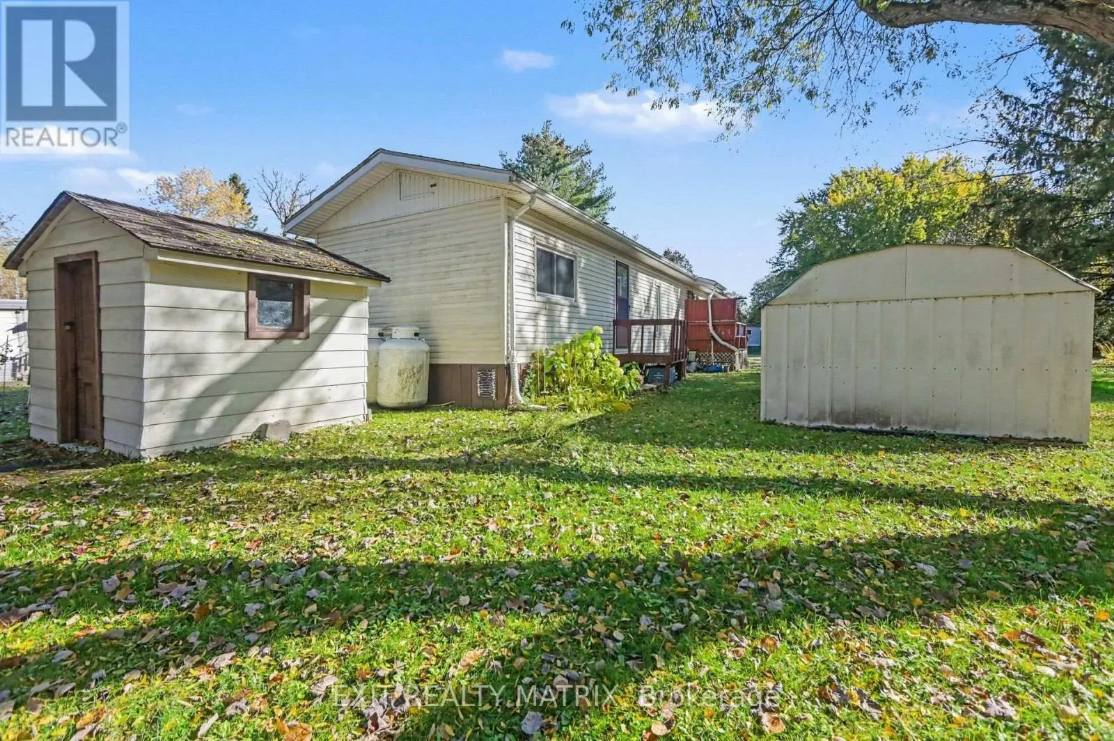 8891 LYNNWOOD PARK PRIVATE