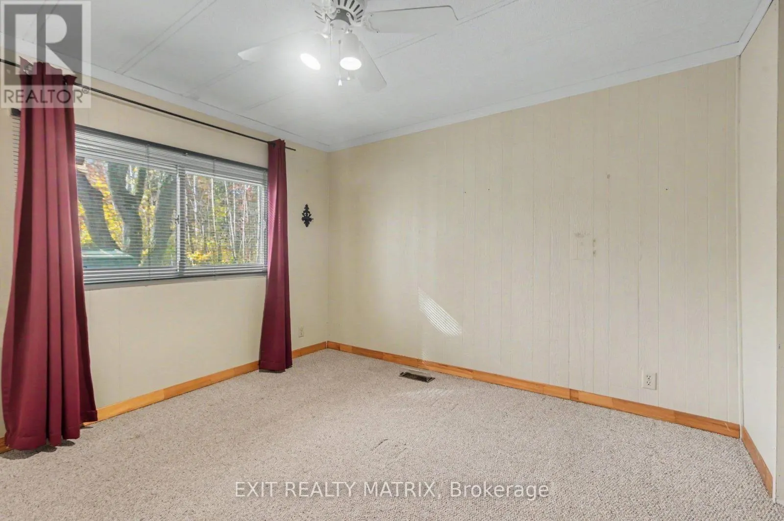 8891 LYNNWOOD PARK PRIVATE