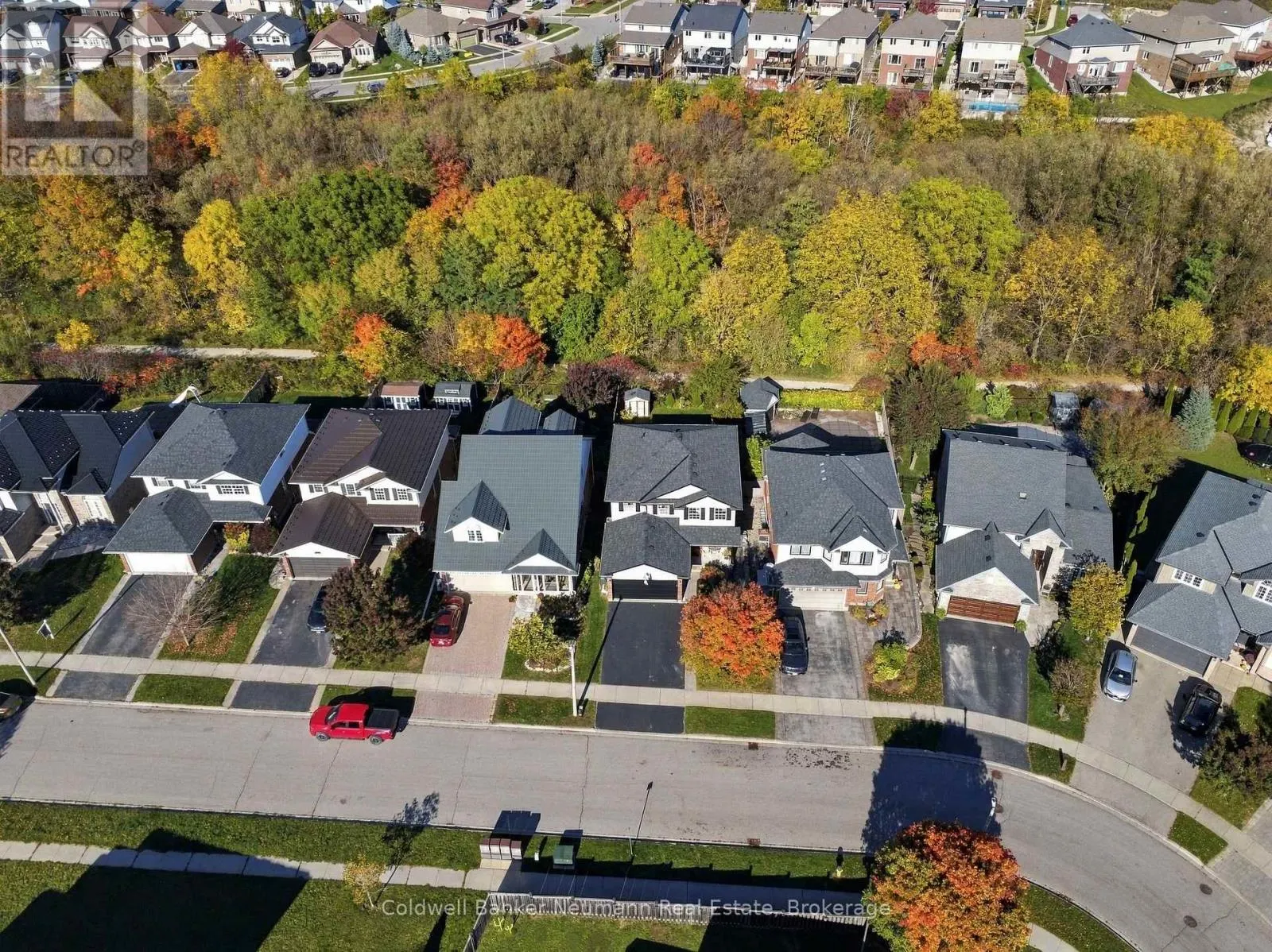 41 CREEKSIDE DRIVE