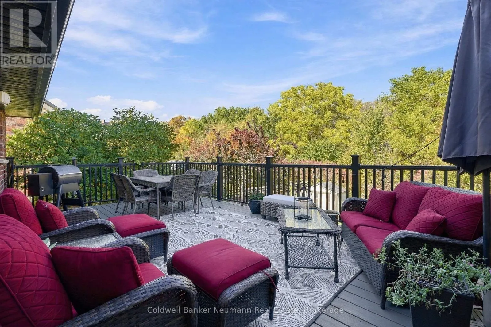 41 CREEKSIDE DRIVE