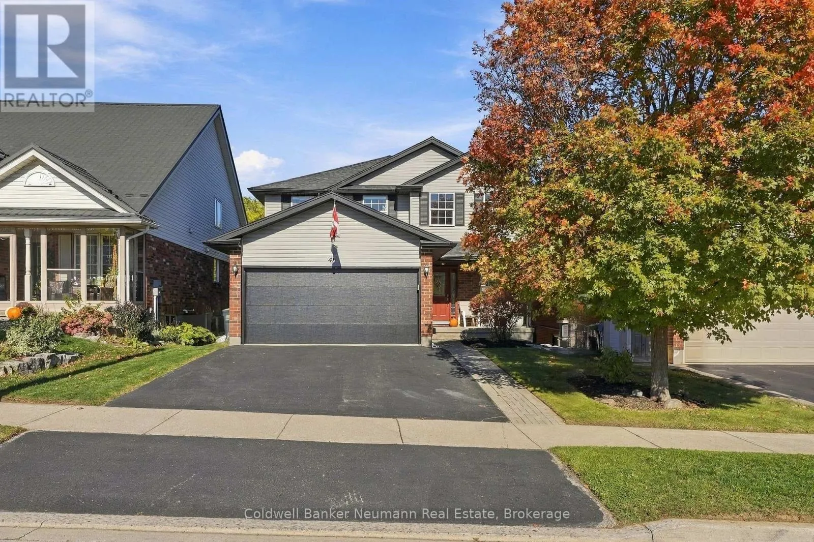 41 CREEKSIDE DRIVE