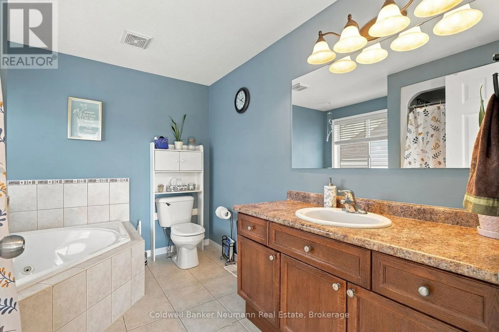 41 CREEKSIDE DRIVE