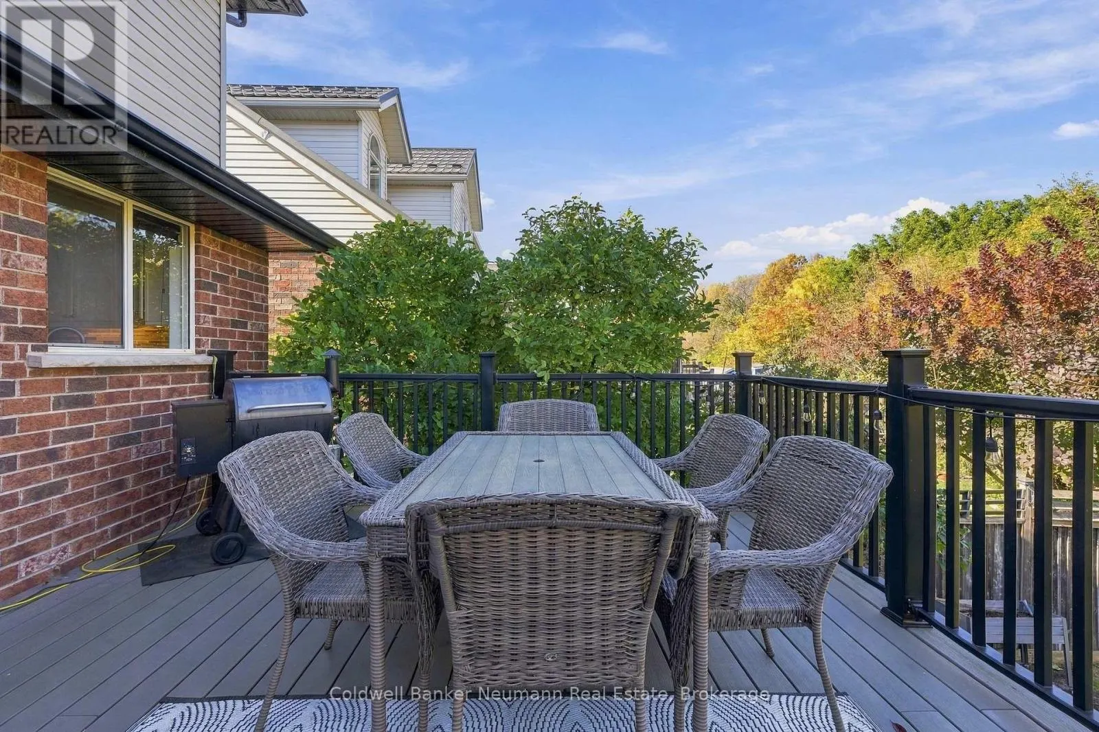 41 CREEKSIDE DRIVE