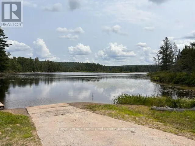 989 NORTH MCKENZIE LAKE ROAD