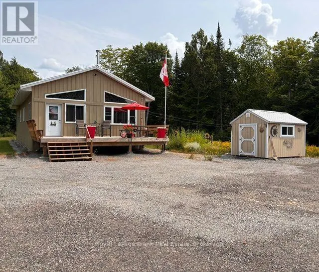 989 NORTH MCKENZIE LAKE ROAD