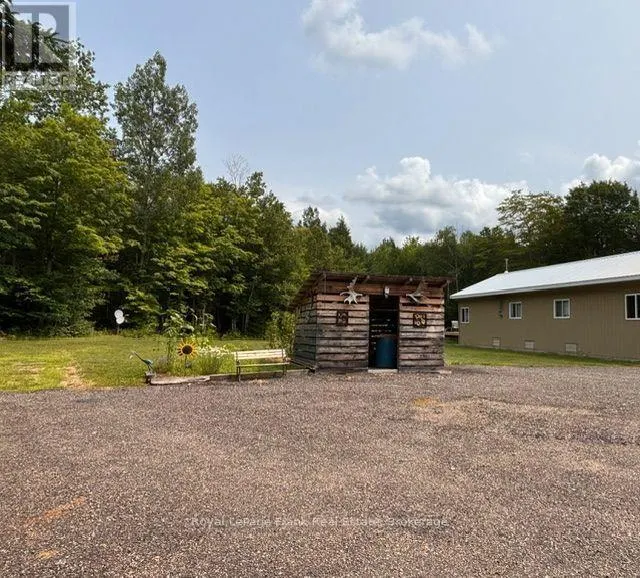 989 NORTH MCKENZIE LAKE ROAD