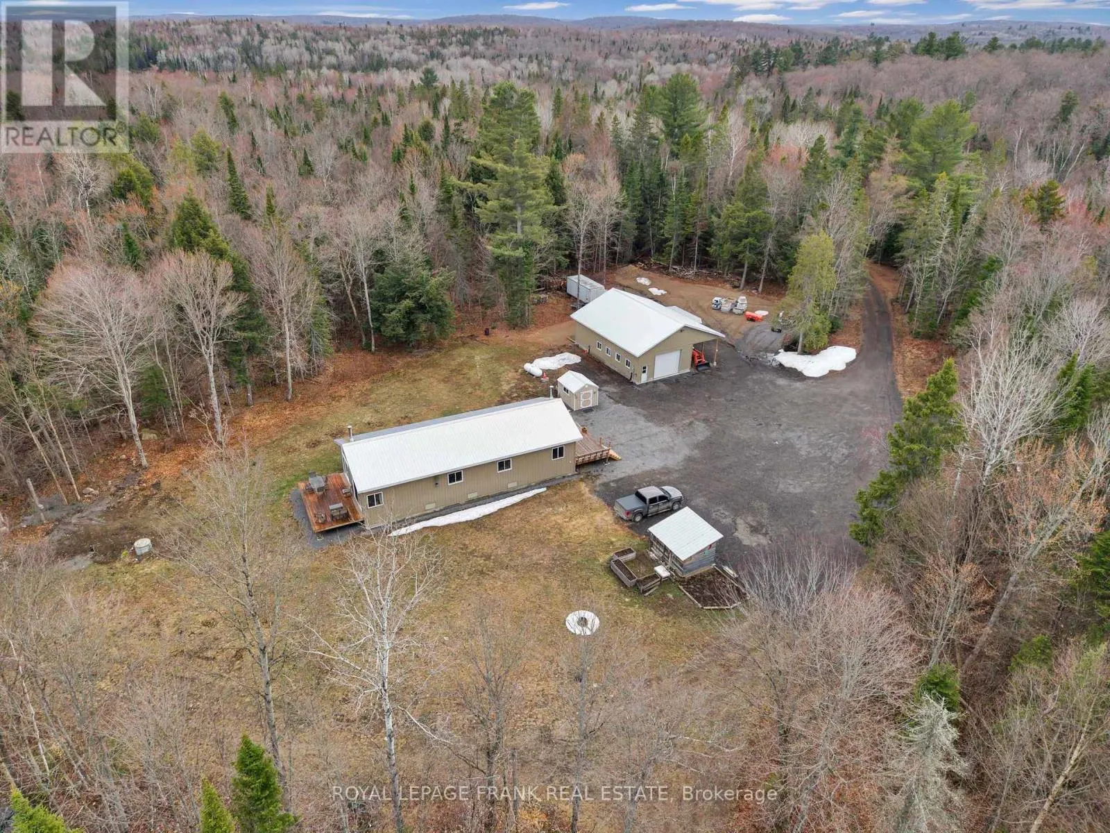 989 NORTH MCKENZIE LAKE ROAD