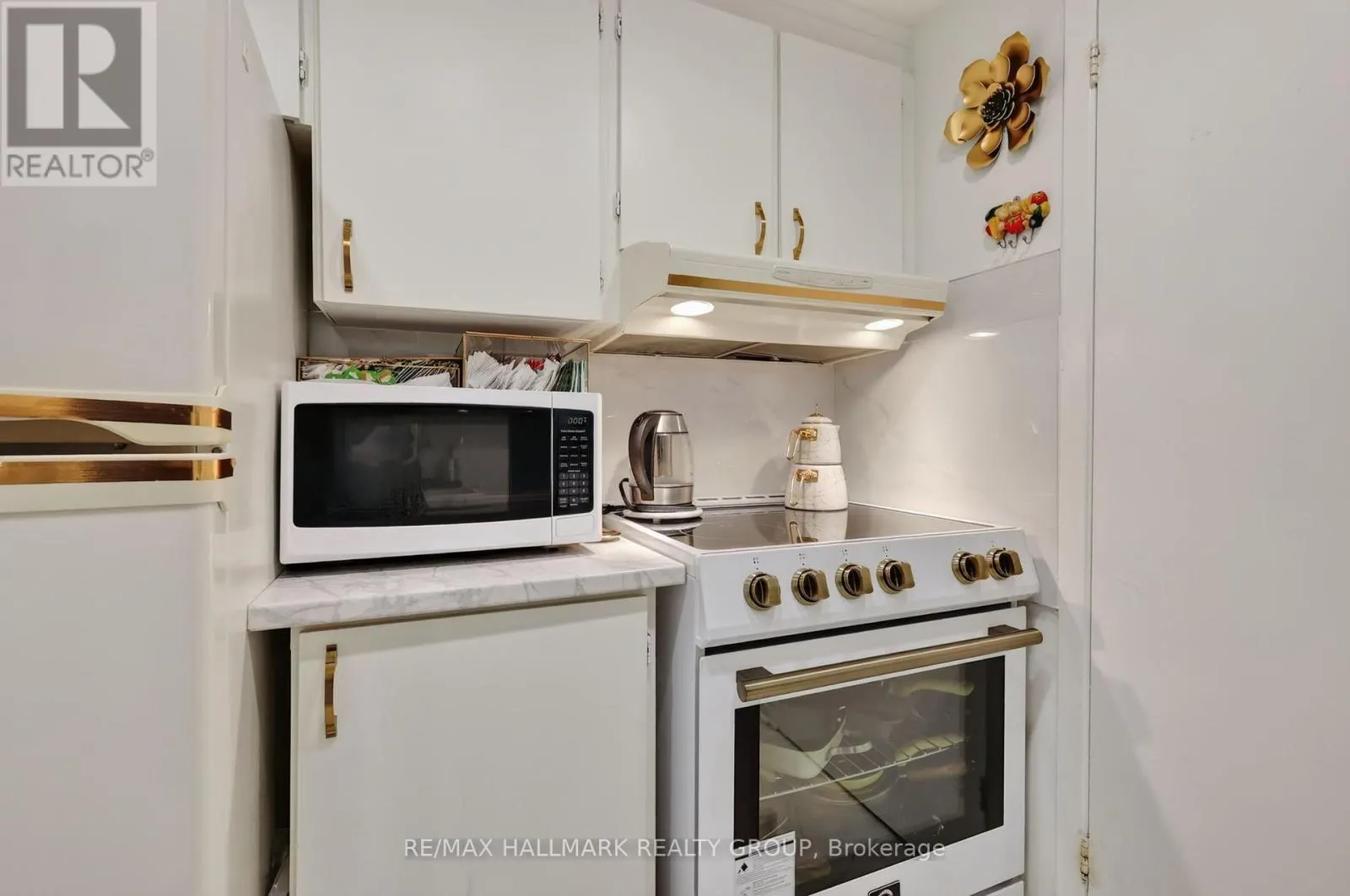 102 - 6532 BILBERRY DRIVE