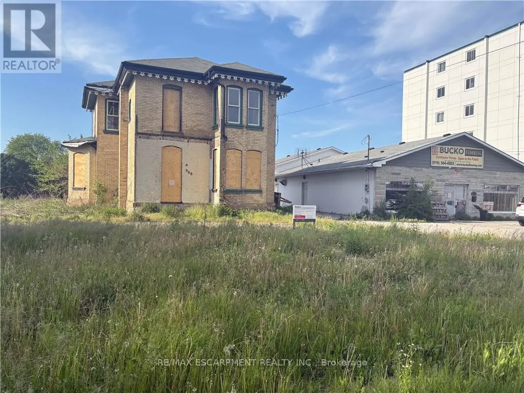 968 & 970 COLBORNE STREET