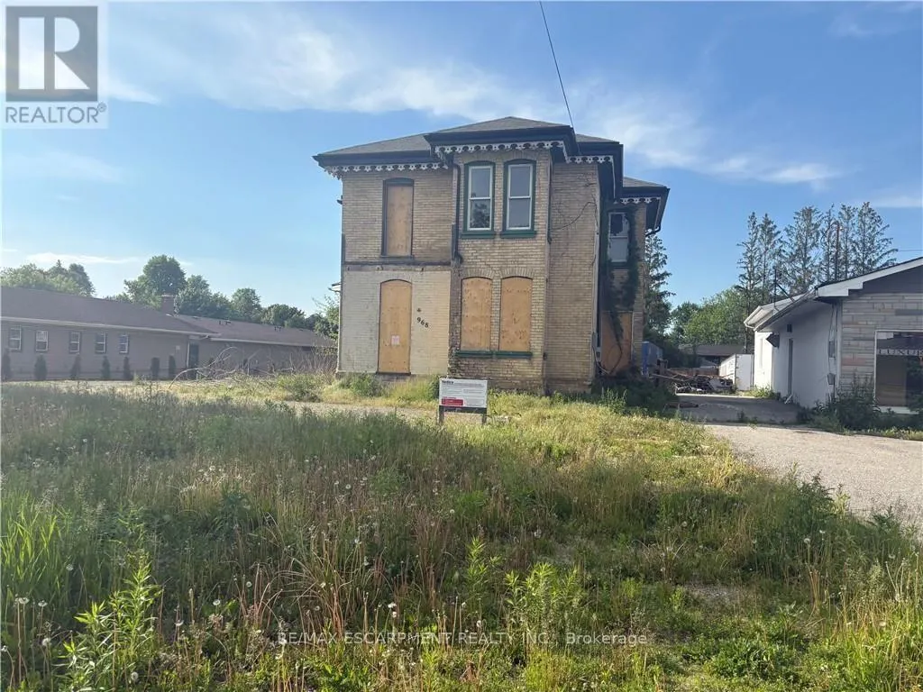 968 & 970 COLBORNE STREET