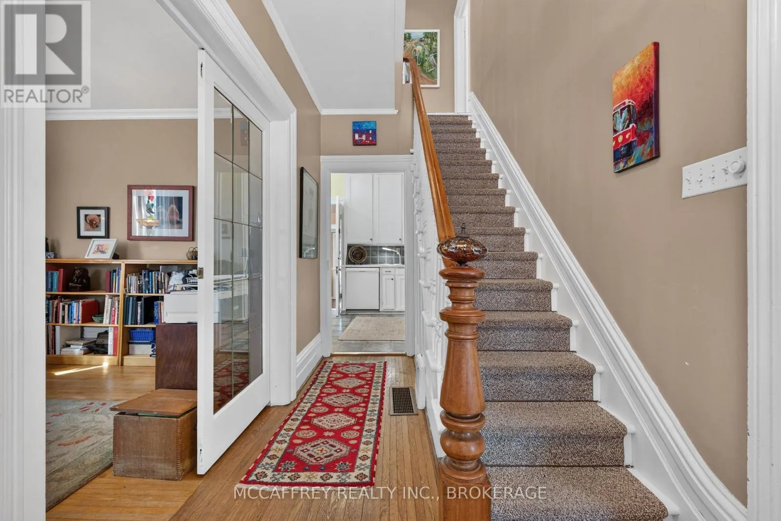15 GRAHAM STREET E