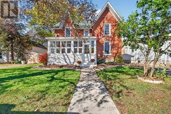 15 GRAHAM STREET E